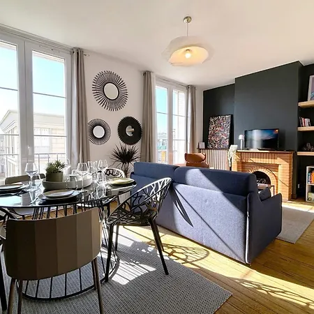 Appartement La Petite Ecole - Lumineux - Vue Musée *