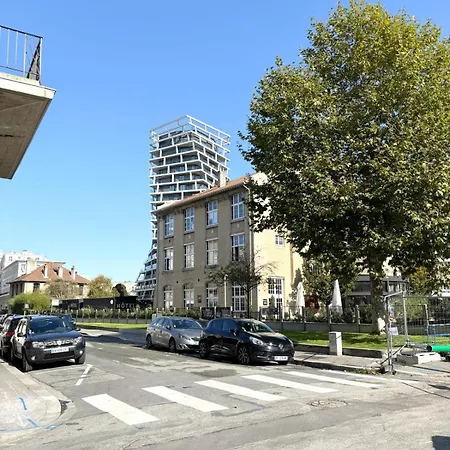 La Petite Ecole - Lumineux - Vue Musee Apartament Hawr